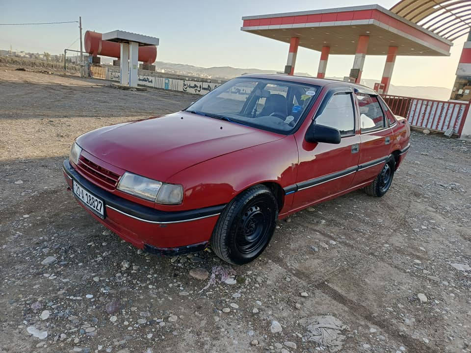 ***********
***********
ئۆپل مودیل 1990
محرک 20
گیرومحرک بشرت 
گیرئوتوماتیک
اربع تایرات جدید 
رقم سلیمانی سنەوی حتی 2028 جدید تحویل مباشر
سیارە مابی صرب 
صدر مالی جدید 
سعر 37 ورق 
مکان چم چمال قریب عل کرکوک شمشمل, السليمانية
