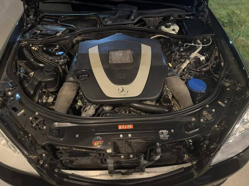 يالله السلام عليكم 
#للبيع #ادوات#ادوات#ادوات
#متومه ارقام وسنويه شرط طبق الاصل  والرقم الجديد انكليزي
مارسدس S350 تحفه سبيرها مانازل 
#وارد خليجي فول مواصفات 
#موديل 2009 اصل
#بانوراما 
#خزن ميموري
#باب طويل وبيها هواي مواصفات معروفه ال S
#مكفوله من الكص ومن كلشي 
#السعر 110$ وبيها مجال قليل 
للاستفسار ***********
