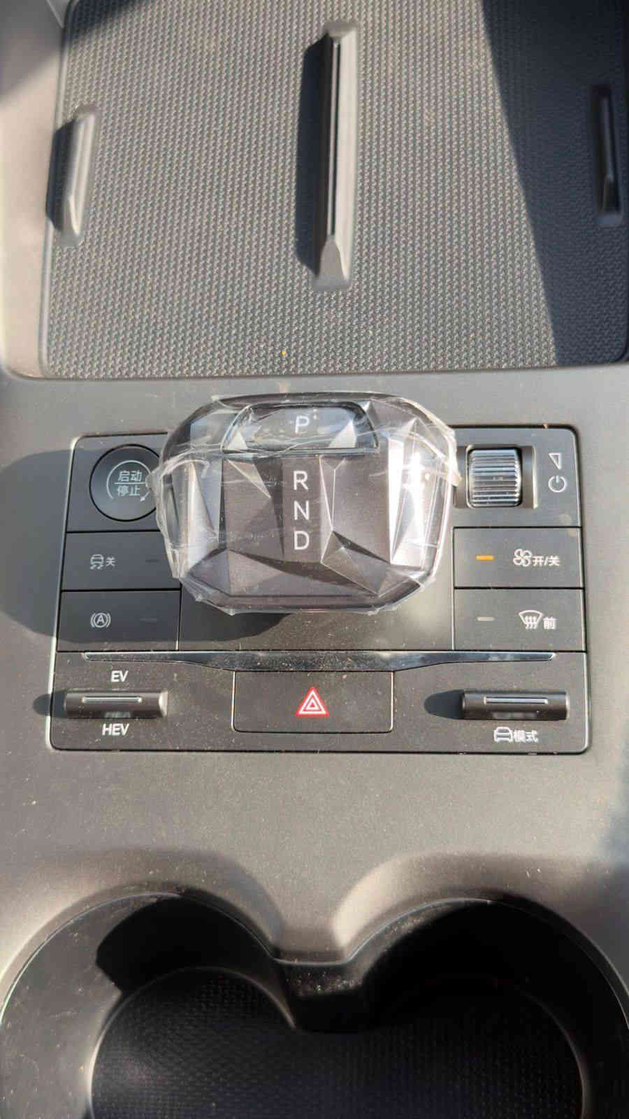 حبايب كلبي توفر
❤️ BYD SEAl  ❤️ 
عرض خاص وسعر بلاش ارخص سعر بالسوك كله 
  🔥 18,000,000🔥 د. ع وصافي بدون كلشي 

يعلن معرض الكريم  لتجارة السيارات 
عن توفر سيارة بي واي دي سيل 2025 زيرو ❤️
اليكم المواصفات
جن بلاص رصاصي 
انتبه السياره : هايبرد & بانزين & كهرباء يعني التفويله الوحده بانزين تمشيك 2100 كيلو
سعه التانكي 65لتر 

حجم المحرك 1.5

شاشه اصليه 

هند بريك كهرباء

دشبول شاشه ديجيتال

اوتو هولد

تشغيل عن بعد تحكمات مقود

اوامر صوتيه

منفذ طاقه

منافذ شحن

مقود جلد حياكه

دخول ذكي

3 وضعيات قيادة

اشاير بل مري

تتسع المقصورة ل 5 ركاب

المقاعد جلد

اناره داخليه LED

لد امامي LED

‏LED بك لايت

قطعتين تبريد 

مثبت سرعة

حجم الاطار 16

مانع تزحلق

شاحنه خلفية

كير كرستال

البطاريه ليثيوم الاقوى والاطول عمرا في عالم الهايبرد ملاحضه: جميع العده مالته موجوده 
السعر 💵💵  18,000,000, 💵💵 مليون دينار عراقي 
وصافي بدون دلالية وبدون كلشي  وتدللون علينه 
________________________________
أوقات الدوام من 11 صباحا الى 8 ليلا 
_________________________________

العنوان بغداد - الحبيبية - قرب ساحه وهران
☎️ للاتصال 
مؤمل /***********

ملاحضه : نضام نقد فقط
