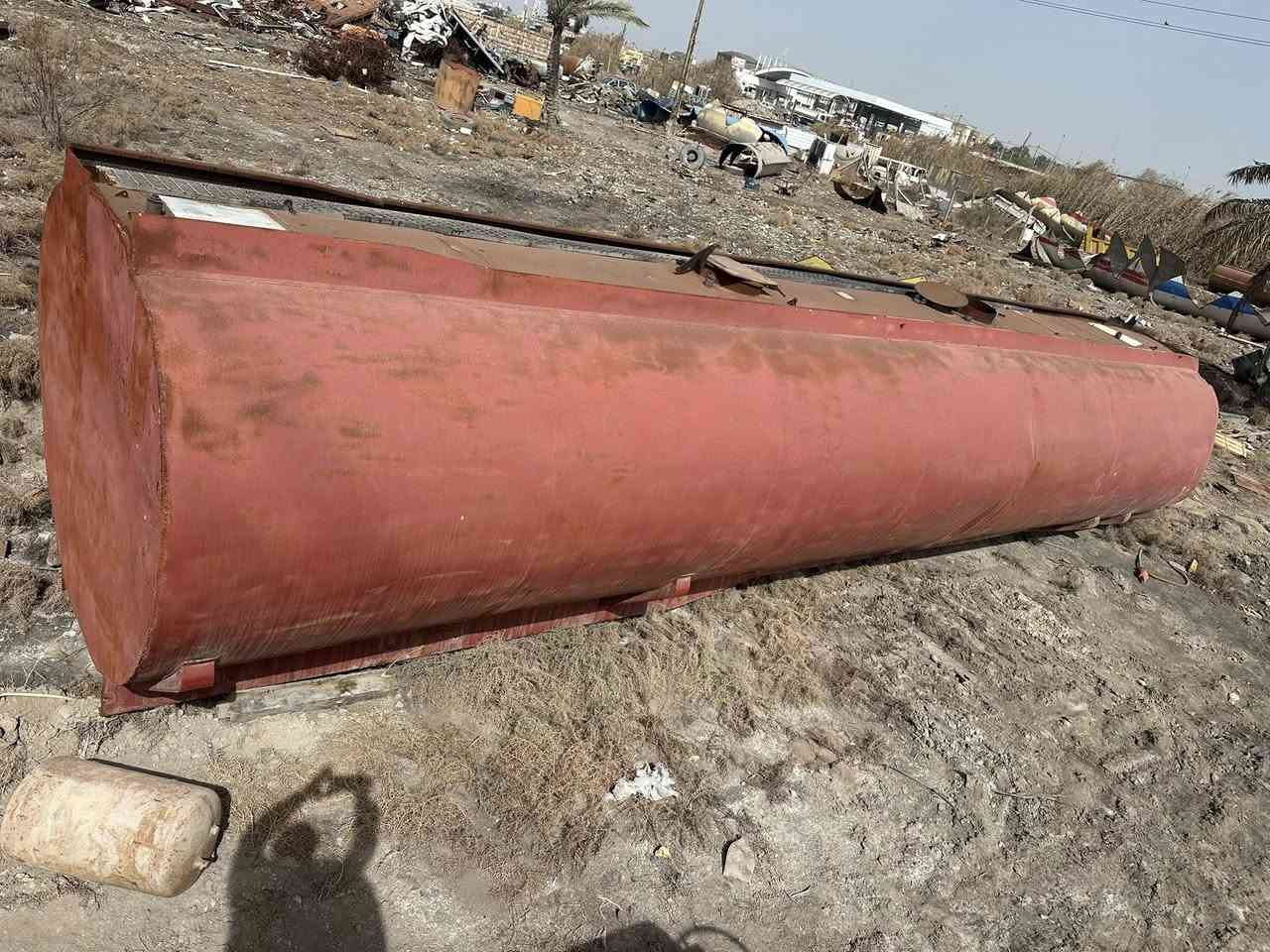 سلام عليكم من رخصة الادمن للبيع تانكي خزن نضيف الاستفسار *********** مكان النجف الاشرف
