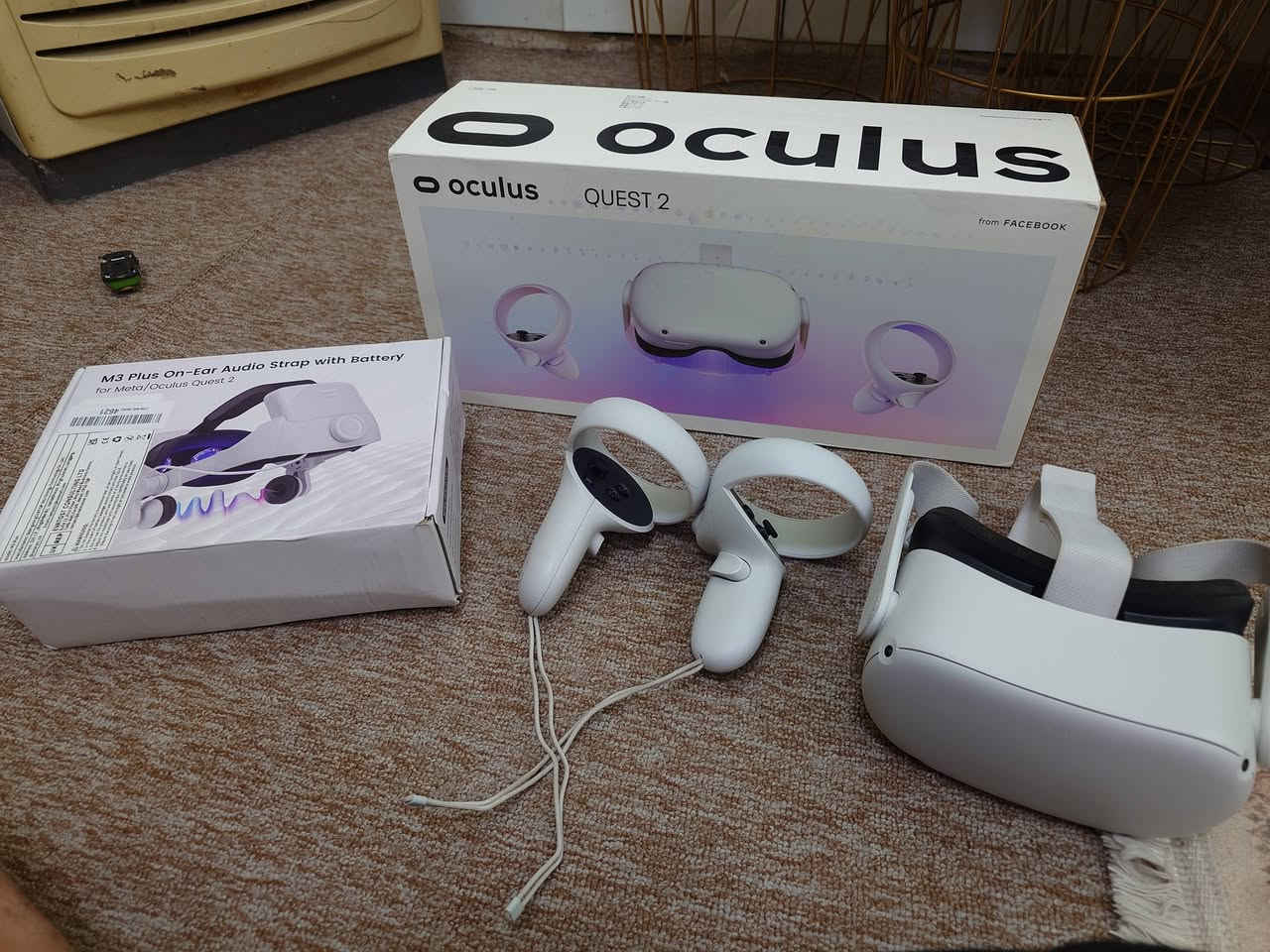 اوكولس كويست 2 استعمال اقل شهر
256gb 
مع ستراب و بطارية تدوم 6ساعات و سماعة
رايدها225الف و بيها مجال بسيط
مكاني بغداد حي البتول
***********
