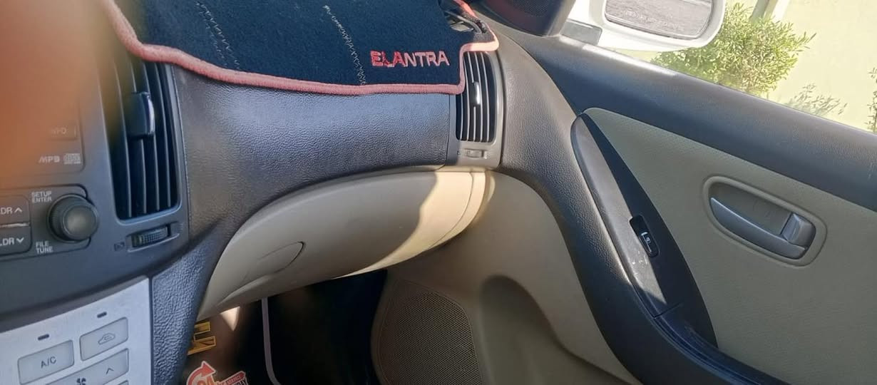 السلام عليكم 
من رخصه صاحب الكروب 
افانتي2009 خليجي 
السياره مكفوله كفاله عامه بيها بارد فقط
رقم صاحب السياره ‭0781 770 6934‬
مكان السياره صلاح الدين قضاء بلد
