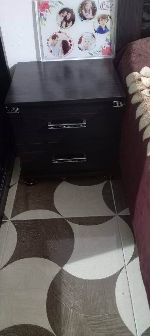 غرفة نوم ماركة استقبال نضيفة  جدا مكان اربيل شاويس تواصل خاص
