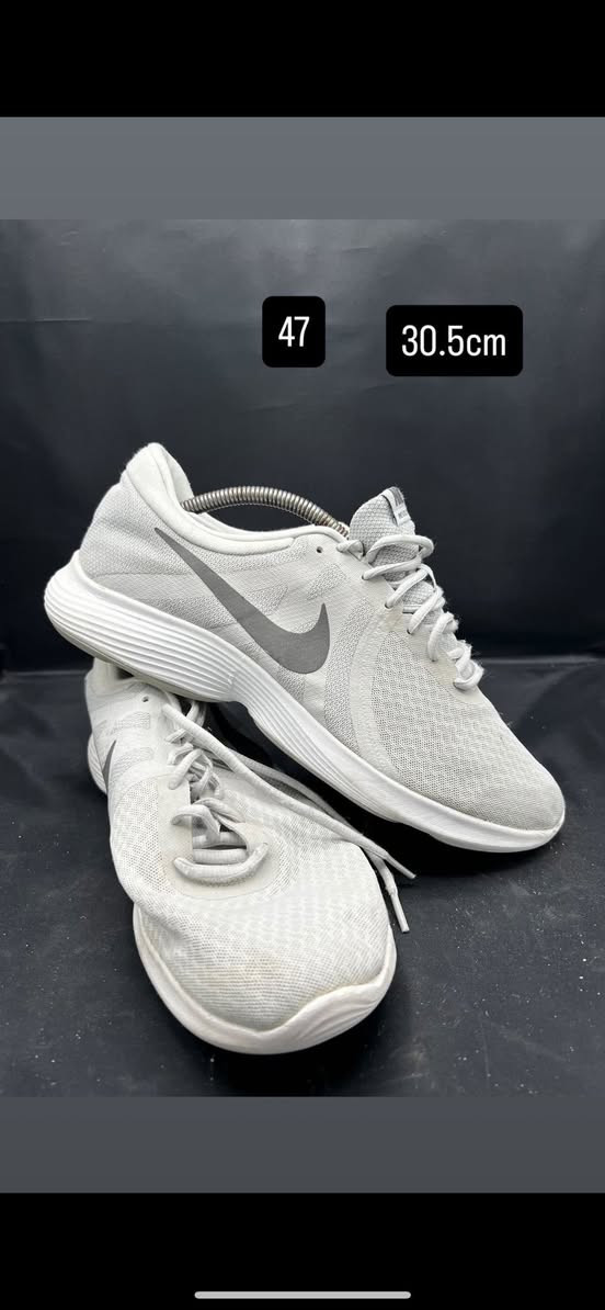 👟 موديلات حديثة واصليه باله امريكي واوربي
شرط النضافه 👟👟
المقاسات والأسعار داخل الصوره 
رابط قناه تلكرام. https://t.me/mu_kareem28

بيج انستا https://www.instagram.com/mk_bala96/profilecard/?igsh=a2pxa2o0YzB3a3pm

التوصيل 5 الف لكل العراق 🚚🚚
توصيل خلال ٢٤ ساعه لكل العراق
مع ضمان فحص القطعه عند التوصيل او استبدالها 
الله خير الرازقين
*********** 👟
