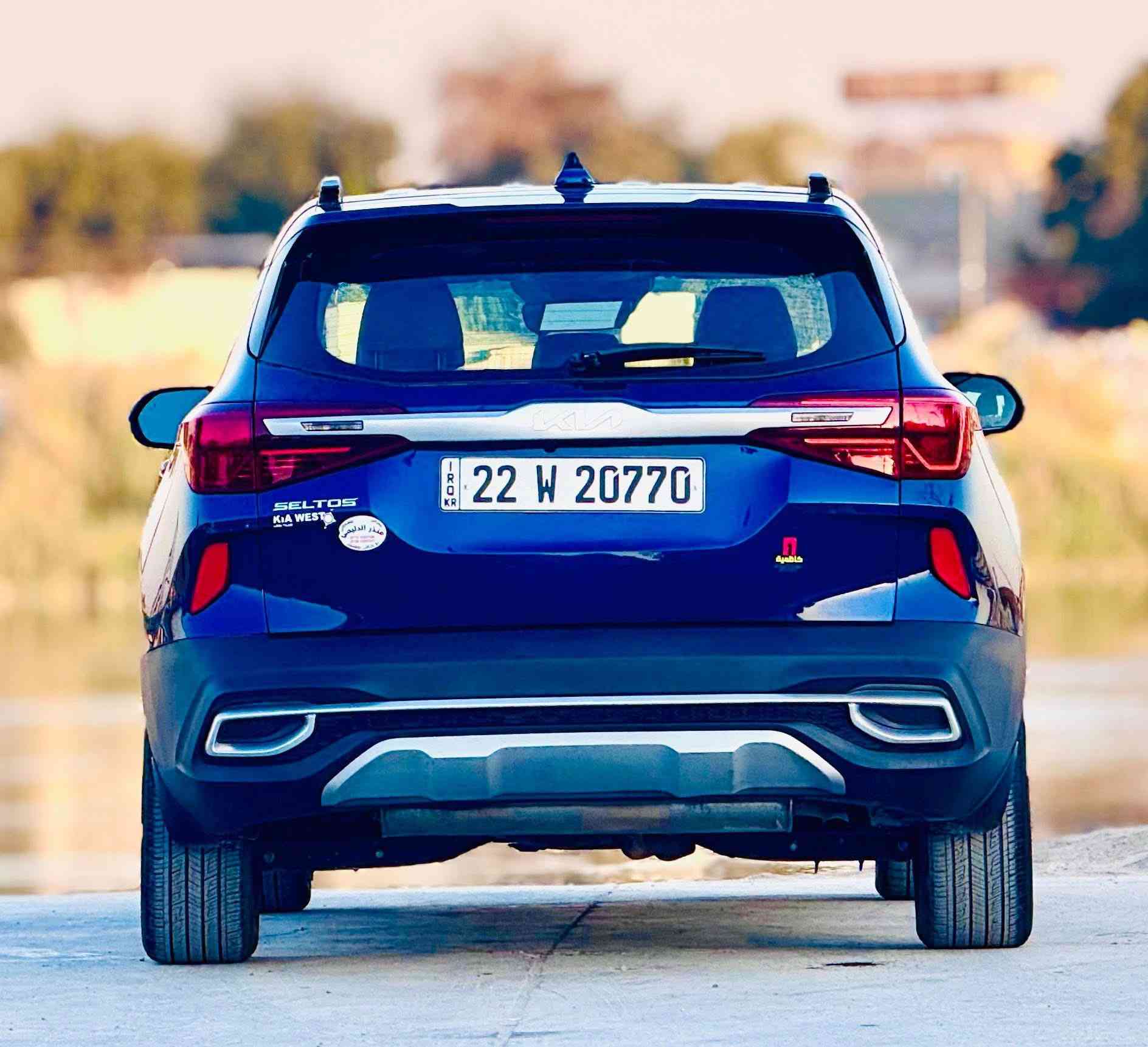 السلام عليكم
كيا سيلتوز 2023 فول مواصفات 
رقم اربيل بأسم شركة وكالة او تحويل مضمون 
حادثهه مرفق مع الصور جزء من الدعامية بدون ايرباك   وبيهه من امريكا قطعتين كلير فقط الباب خلف السائق والجاملغ الخلفي

ماشية 57

المواصفات : 
بصمة / فتحة / جلد / تشغيل عن بعد / كرسي كهرباء / شاحن وايرليس / رادار امامي / شاشة كبيرة / تدفئة كشنات / فور ويل / مانع انحدار / اطفاء ذاتي / مود درايف / لايت LED / تحكم ستيرن / كروس سرعة / مانع انزلاق / ويل كب /
مكينه 2000دوش

مكاني الكاظمية 

للتواصل
***********
