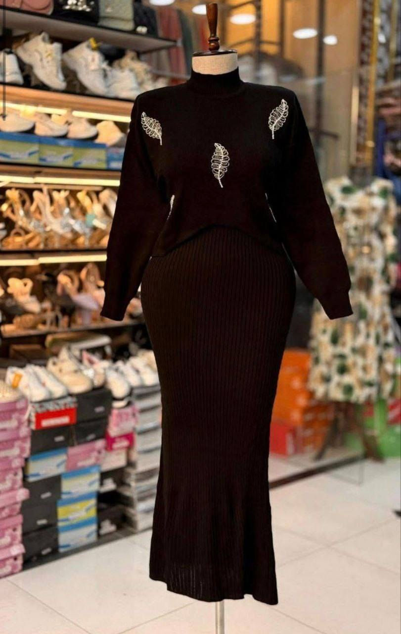 فخامه وجمال الموديل  بينصل  مع كنزه  

الأوتفت خامه تريكو التركي الاصلي 

السعر.20 )

المقاسات   -فري سايز


**إذا كنت صاحب هذا الإعلان وتريد حذفه لأي سبب، رجاءا أرسل رسالة إلى الدعم الفني**