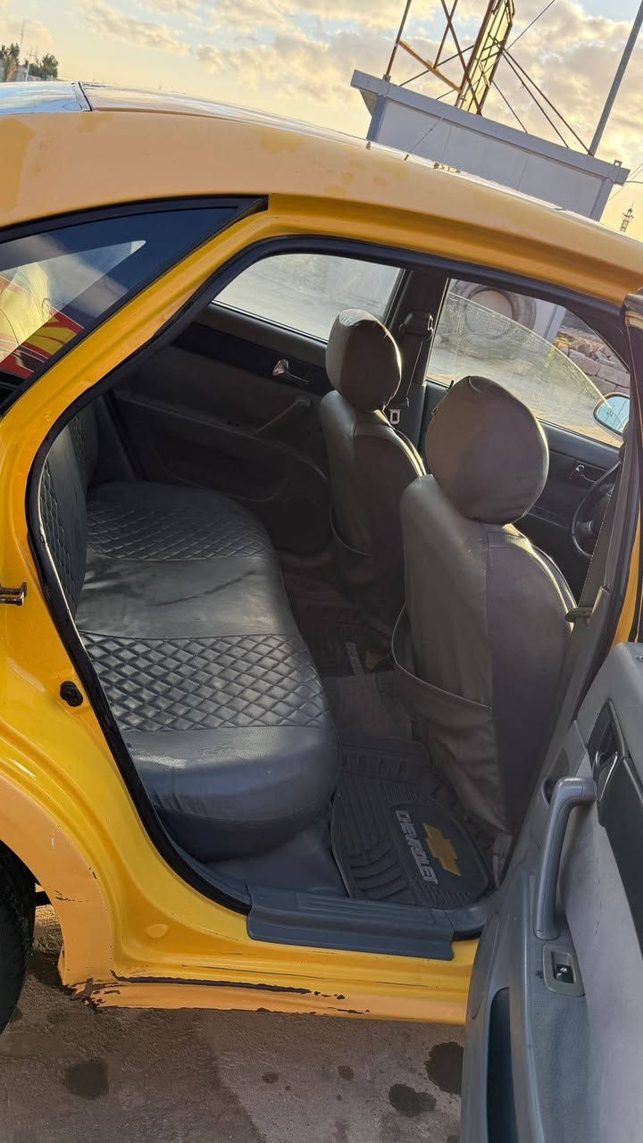 السلام عليكم اوبترا للبيع موديل 2010 رقم ذي قار سنويه باسمي تحويل ثاني يوم هيئه وغرامه صفر تخم تاير جديد مكانها موصل حي العربي سياره كفاله مثل ماموضح بالصور لابارد ولاصبغ بلادي  محرك صرف بسيط سعر 59 الشراي يتصل ***********
