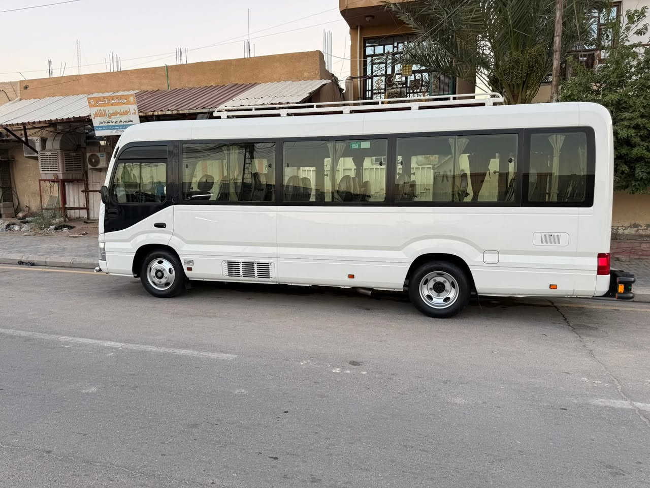 سلام عليكم ورحمة 
كوستر مديل 2020 للبيع السياره فول موصفات سلة وحاكية وسيدي وبلوجكتر 
تخم تاير صدر جديد مكينه مكفولة اكسل جديد كير جديد بيهطخات بضبطه راح اشرهم بل صور مدوشمه دوشمه سبع الدجيل سيباية وكشن استاركس سيد محسن
الرقم احمر أربيل بعده السنوية ما نفذه
  سعر السيارة 4و75$ وبيه مجال
للاتصال عل الرقم ***********
