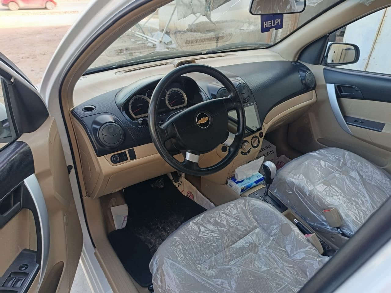 لسلام عليكم افيو للبيع موديل 2010 مكفول كفالة عامة من ضربة وصبغ وتبديل شرط سونار. سعر 87 وبيهة مجال شراي يتصل ***********
