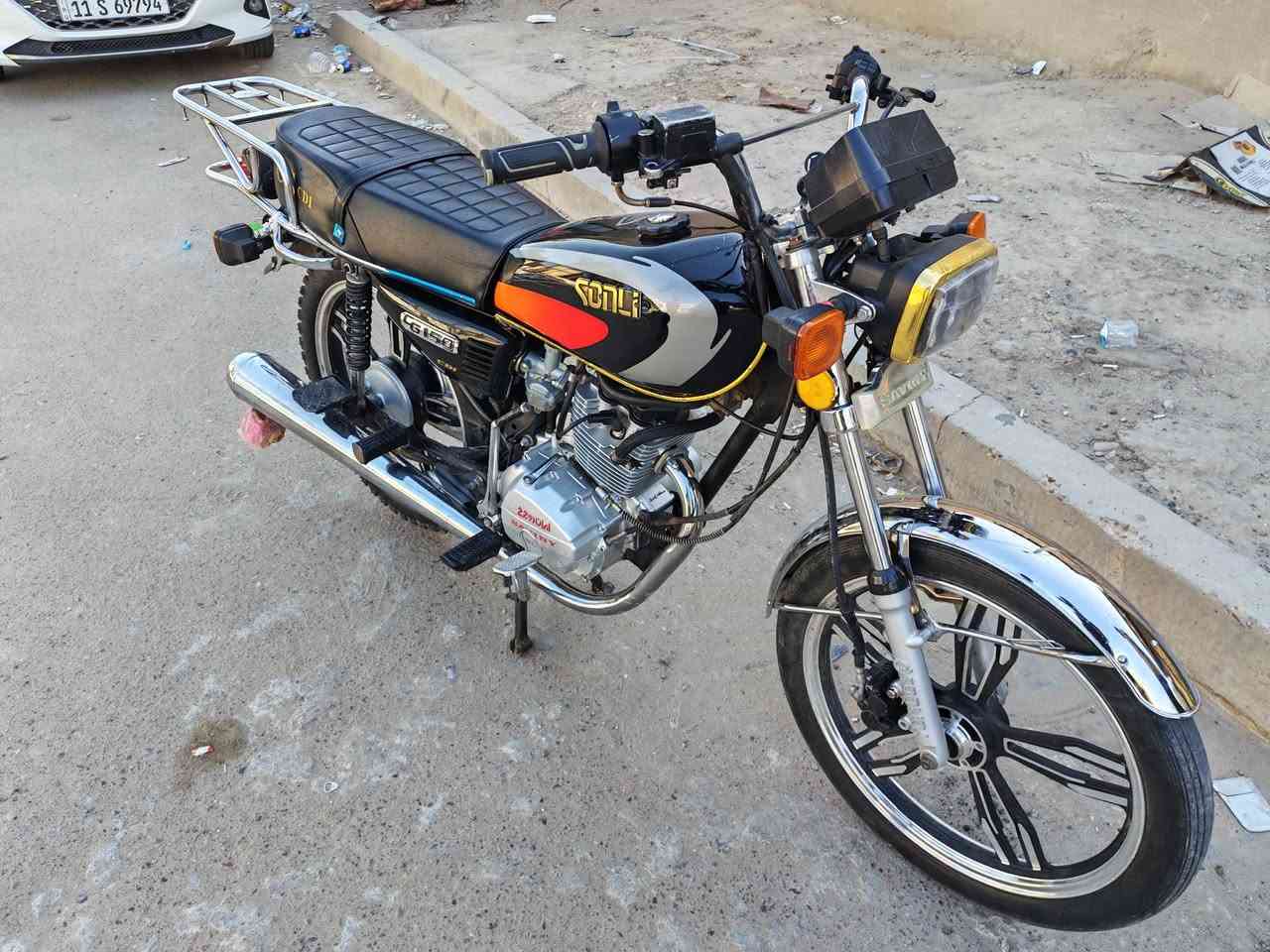 دراجه للبيع سافان موديل2020
بيه بس ورقتين كل الكهربائيات شغاله

سعر425 وبيه مجال 

*********** بغداد زعفرانيه
