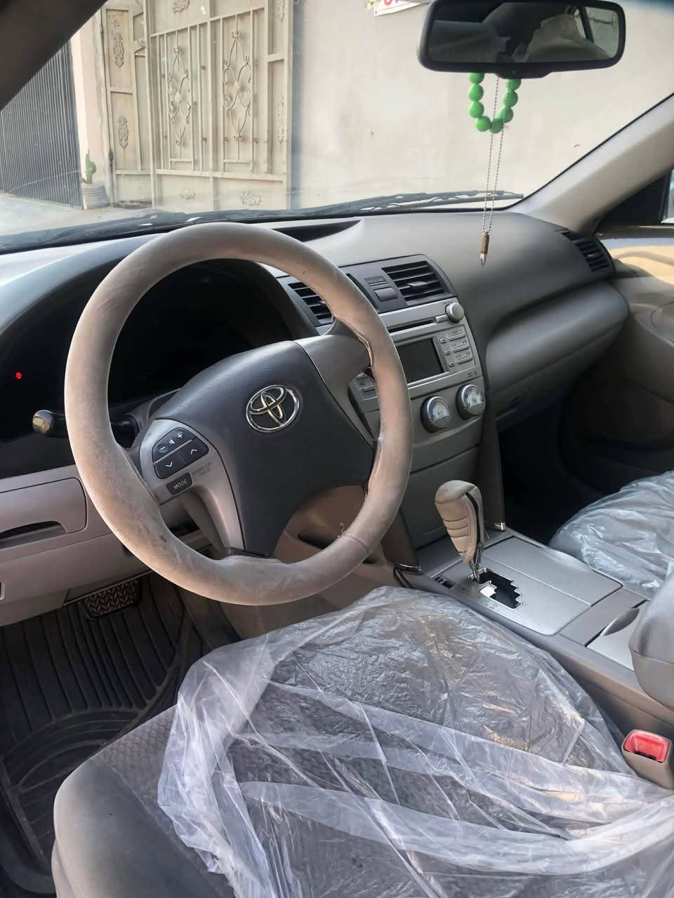 كامري موديل 11كندي بي خمس قطع صبغ حادث مالها ربع جامرلغ سكن او قبغ جامرلغ خلفي مبدل كير محرك تبريد كله شرط صدر تايرات كله جديد سياره بسمنه دفتربانزين مابي مقدمن اله مكان سياره كركوك حريه رقم مبايلي*********** كركوك, العراق
