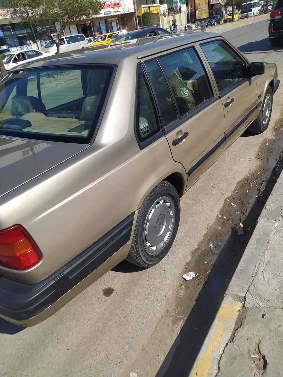 فالفو موديل 94 حجم 940 محرك 4 عادي مو تيربو كير توماتيك كير محرك نظاف رقم أو سنويه جدد السياره بسمي
سعر عل خاص تفاصيل أكثر أتصل  
***********
***********
