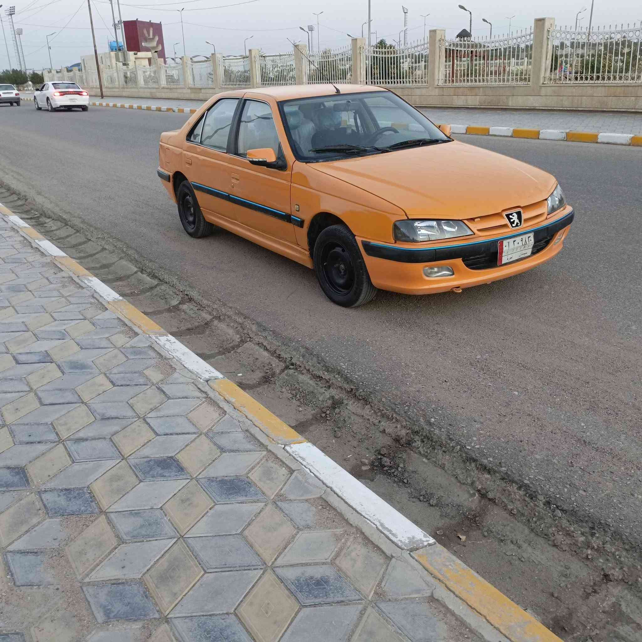 سلام عليكم بيجو بارص موديل 2018 مكفوله مكينه وكير سياره حلوه جديده تخم تاير توه شاده كهربائيات كلها شغاله تبريد ثلج مصفره هيه وغرامات تحويل ليمته ما تريد  السعر 38 بي مجال قليل مكاني ميسان العماره شراي يتصل هاذا رقمي‏‪***********‬‏
