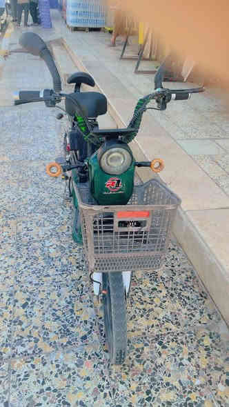 سلام عليكم الدراجه شحن البيع نضيفه كلش بطاريات جديد مابيه أي شي كله شغاله الشاير والبريكات والتايرات كلهن شغالات الدراجه نضيفه مابيه أي شي  مكاني بغداد تاجي وسعر250وبيه مجال وهاده رقمي***********
