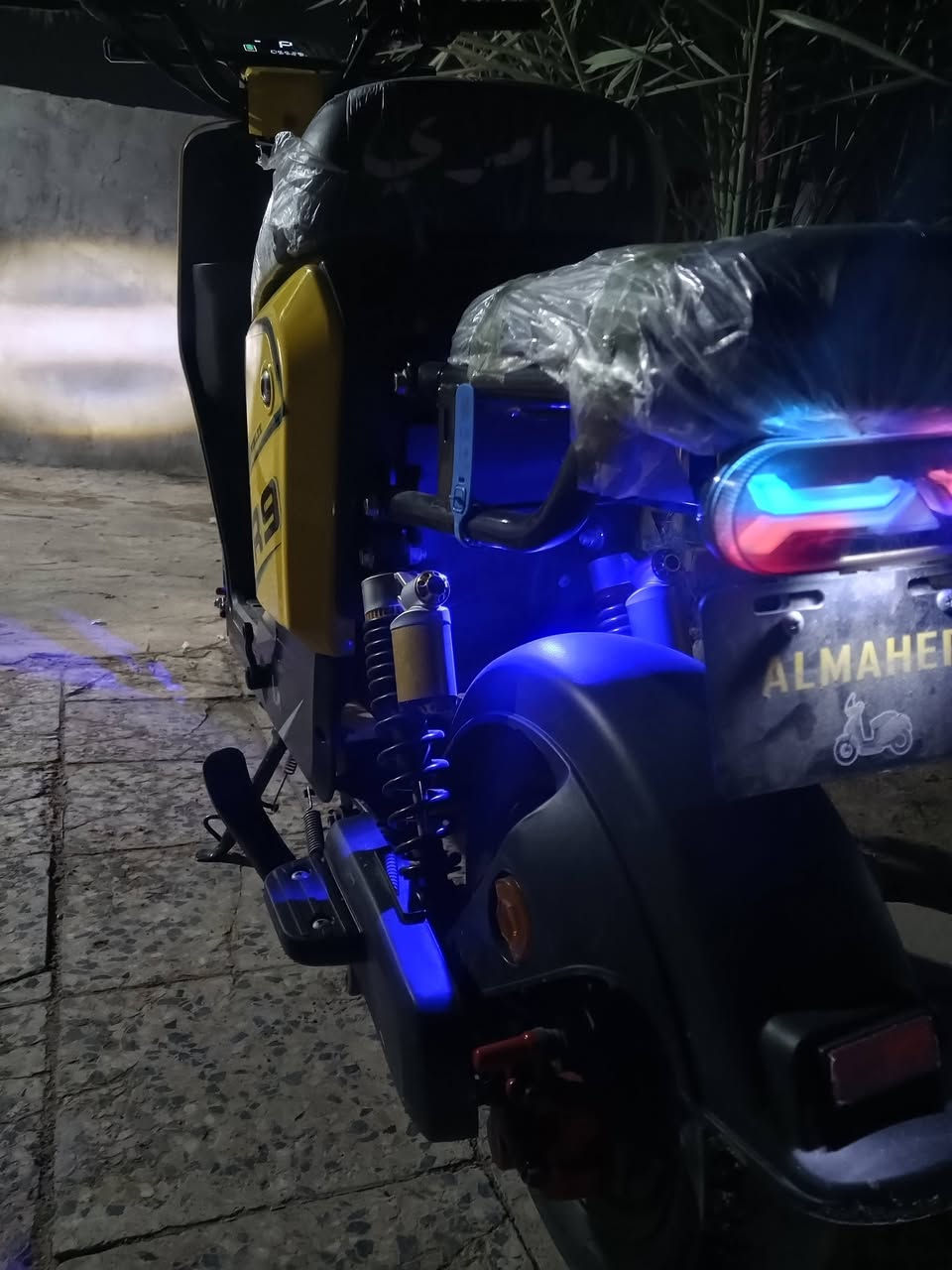 دراجه شحن للببع بطاريته جدد نضيفات كلش جديده حيل ما متعوبه الشراي يجي خاص مكاني بصره ابي الخصيب سعره460وبيهه مجال وهذه رقمي ***********
