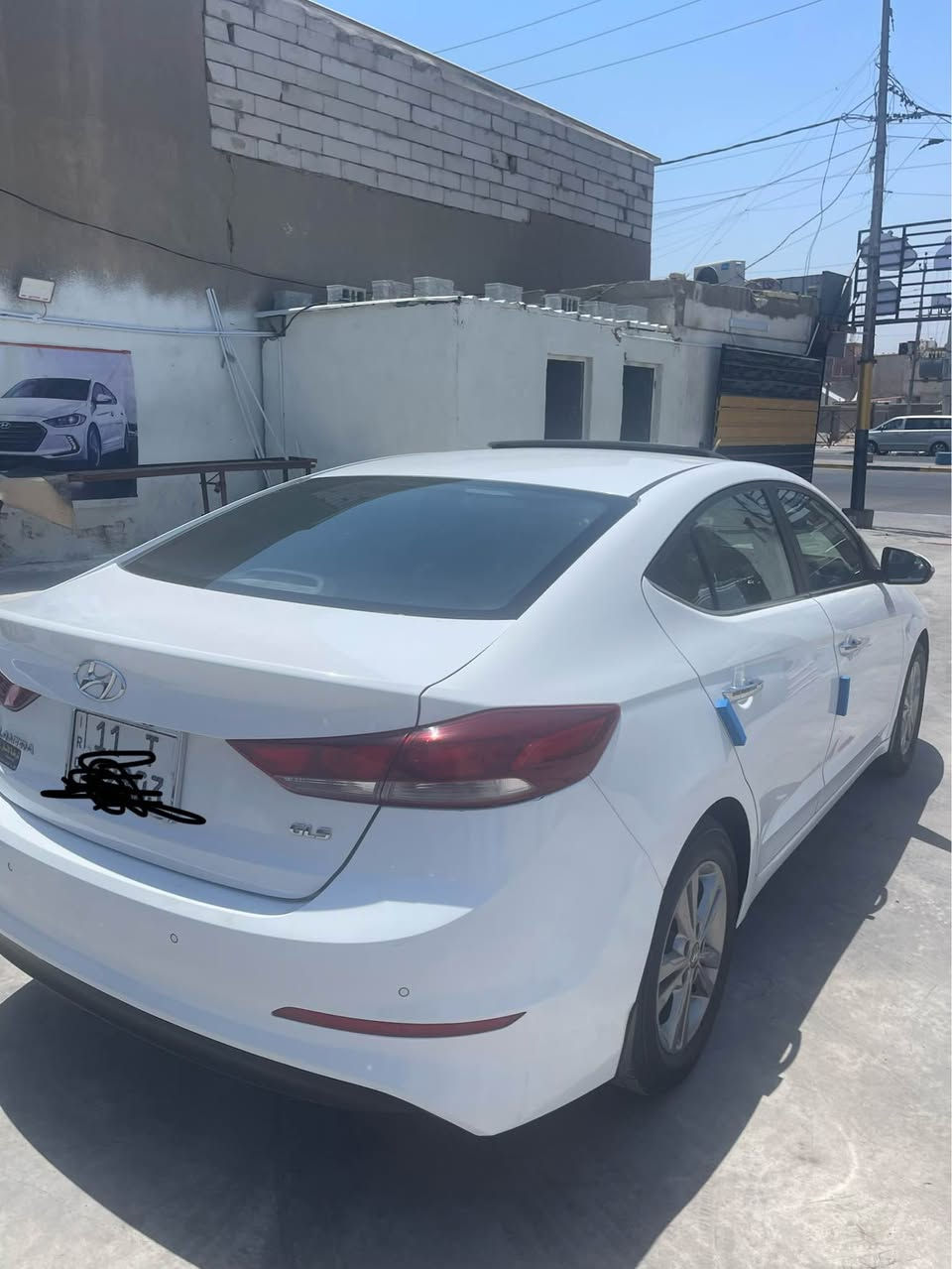 سياره مديل ٢٠١٨كفاله رقم بغداد سياره فول ما عده لبصمه 
ماشي 🚶 100الف حقيقي لسعر  ١٤٨قابل لتفوض بس شرط تحويل 
لبصره لقبله *********** لمنزنجر ما يشتغل لا ترسل عليه البصرة, العراق
