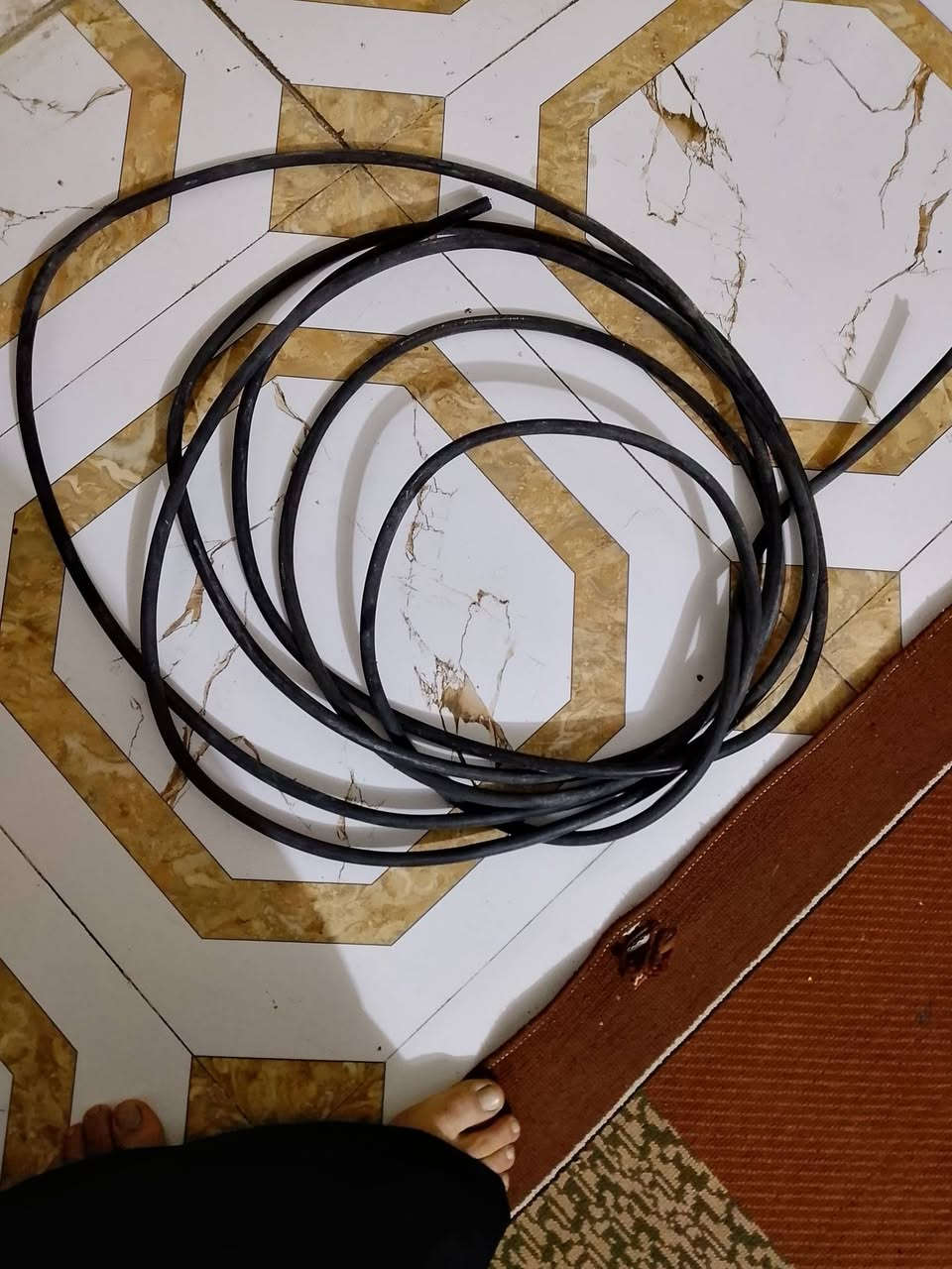 كيبل الطول 9 مترات السعر 40
***********
