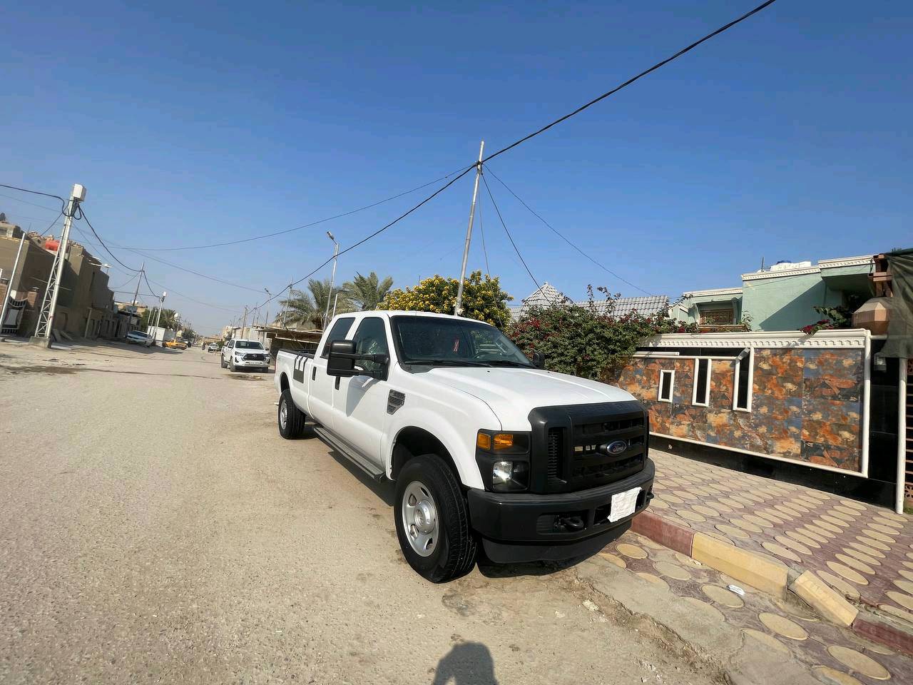 فورد للبيع كفاله عامه خليجي دخول جديد رقم اربيل الانكلزي الجديد كفاله من الشخط مكينه 10 سلندر بانزين ماشيه 80 ميل السياره جديده مضمومه ....يرهم مراوس بكريت ويل 2020.2021مديل  مراوس بكريت 