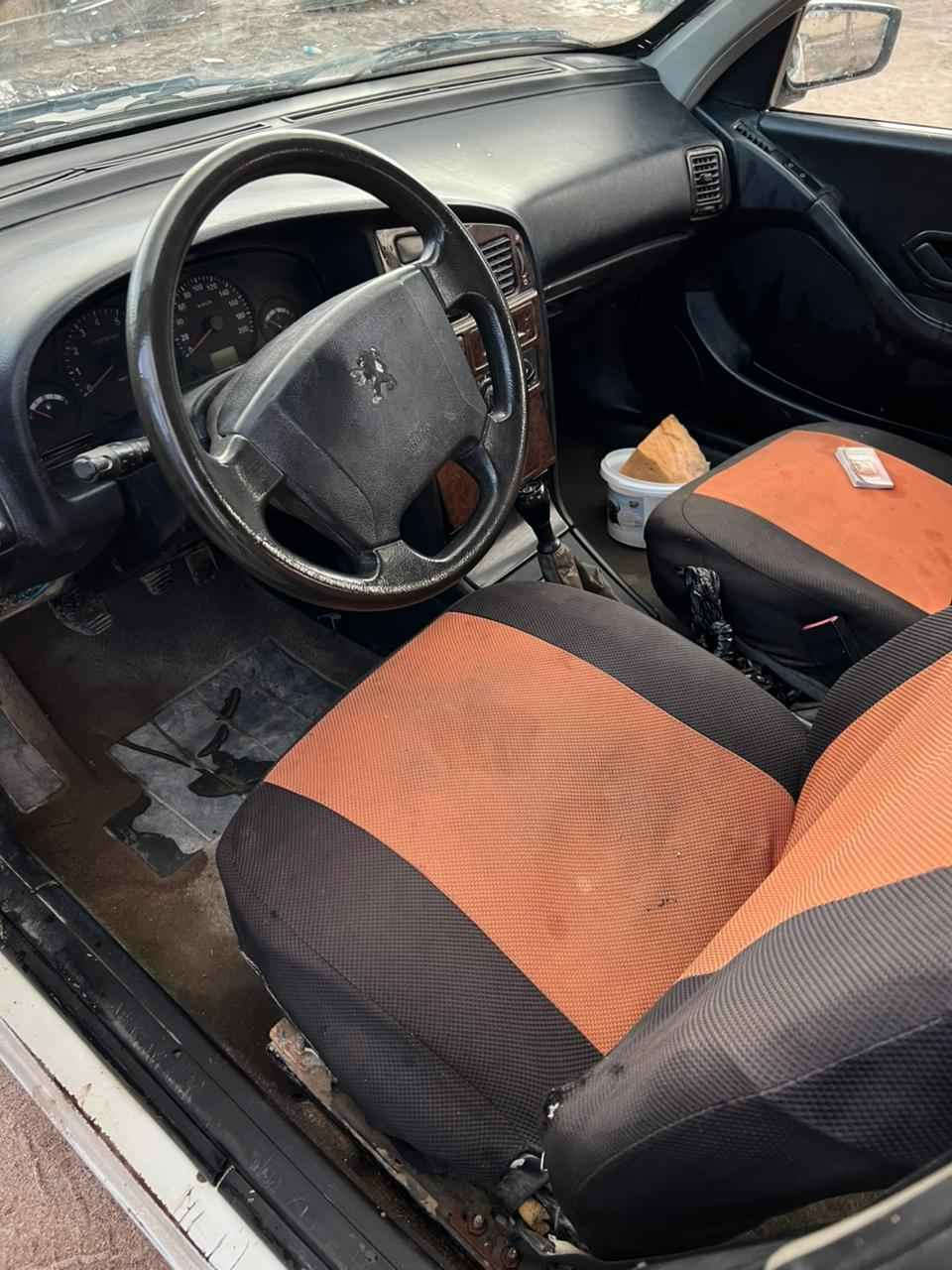 بيجو 405 كلشي جديد مكينه وتفرعاته توه شاده ايساكو مشط جديد حداديه جديده فيت بم توه شاده هوه وطوافه ايساكو اصلي كير جيد جدأ دراين شفتات جدد ضفيره مكينه جديده خياست جداً قليله بطاين نظيفه سياره موديل 2009 مرغوبه بسوك رقم هاتف *********** سعر ٣٠ وبيه مجال للشراي راعيه يريد تحويل Singapore
