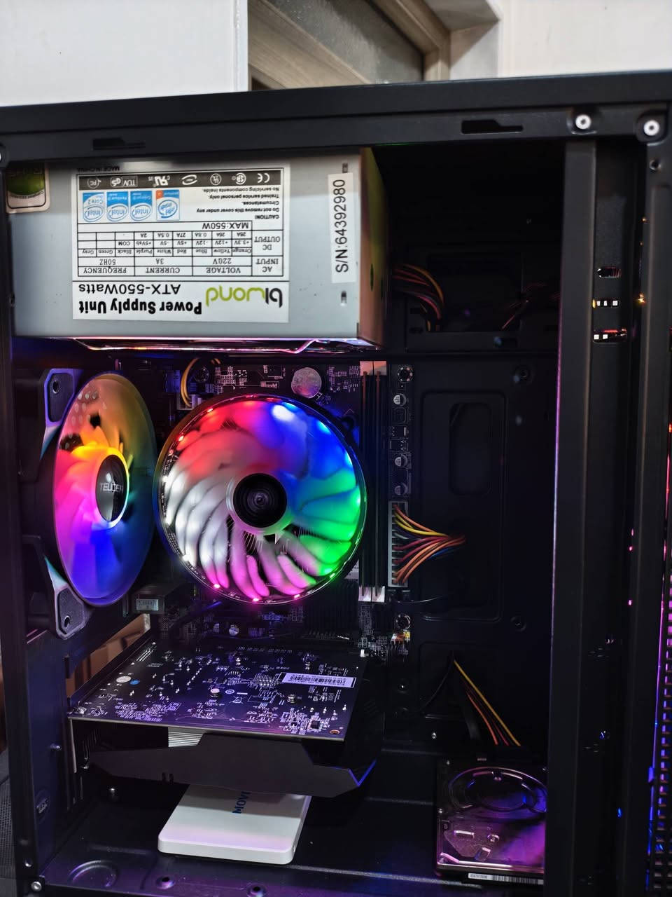 تجميعة زيون اقتصادية للبيع
CPU XEON E3-1230 V2 
GPU MLLSE RX 550 4GB DDR5
MB ENVINDA H61 
RAM 2×8 DDR3 1600 
PS BLWOND ATX 550W MAX
SSD 128GB MOVE SPEED
HDD 120GB 
CPU COOLER TISHRIC TSR127
CASE HESTART MICRO-ATX MINI
(سعر 225,000)
التجميعه مفحوص قطعها بالكامل اي خلل ما بيها 
منزل بيها RE9
ويندوز 10 برو محدث هوه والكرت اخر تحديثات
مكاني موصل تريد تجي تاخذها من البيت تريد توصيل 5 لكل المحافظات
البيع فقط بأعتماد 10 اسيا او ماستر ينزل من السعر


**إذا كنت صاحب هذا الإعلان وتريد حذفه لأي سبب، رجاءا أرسل رسالة إلى الدعم الفني**