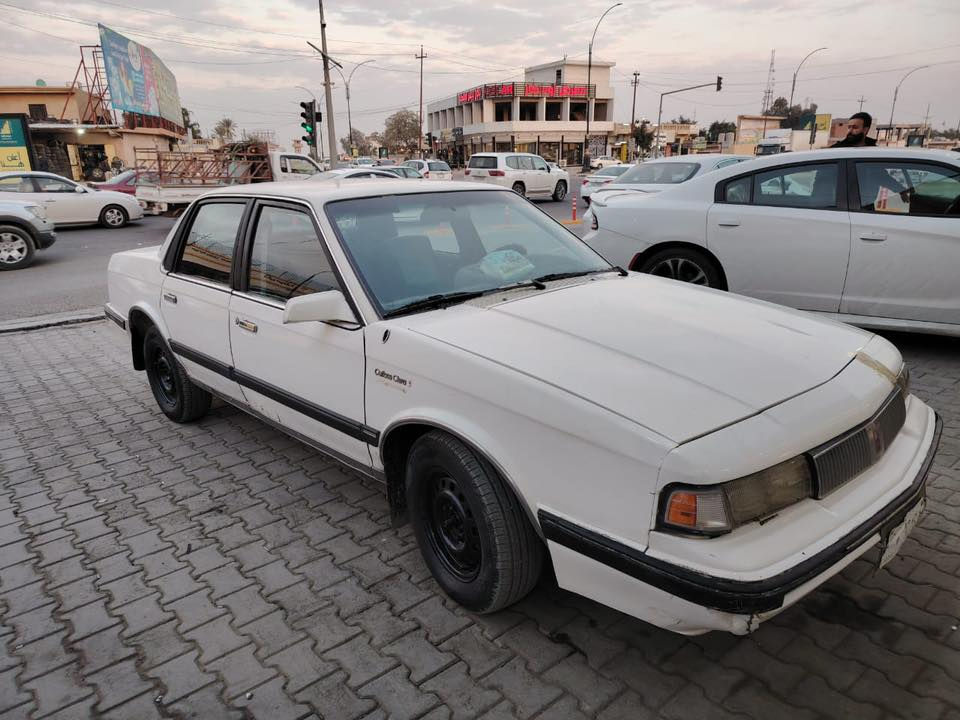 السلا عليكم  ورحمة الله وبركاته 
سيارة أولتز موبيل موديل 1990 
لون ابيض 
سنوية ساقطة   
الكير جيد جدا
 محرك بداية تنقيص 
تخم تاير بطارية جديدة
 دوشمة جديدة
مكان السيارة سامراء  
السعر 19 وبيهة مجال
للاستفسار الاتصال
0772 242 2817
0782 210 0892
