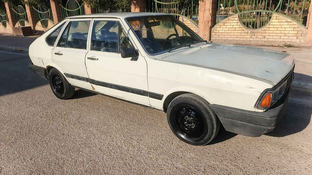 السلام عليكم
برازيلي 87 مكينه 1800 كير 5 نمر مكينه وكير حداديه خير من الله تبريد نقص كمبريسر رقم بغداد سنويه عظم موازي مكان السياره كوت السعر 23 وبي مجال قليل 
رقم الهاتف ***********
