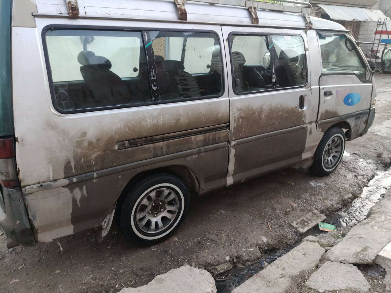 هوندا موديل 95 للبيع هيئه ما مسجله مرور 0 سنويه 28 ماكينه معمره  صدر الامامي طخم تيات 40 ،/***********
