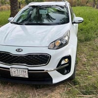 للبيع كيا سبورتج 2020 رقم بغداد بأسمي السيارة مكفولة عداد100 الف كم بح...