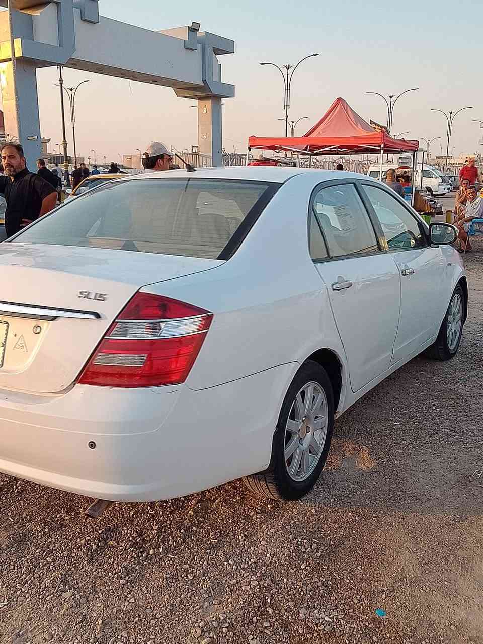 سلام عليكم جيلي موبل موديل 2012سياره مكفوله فقط بارد سنويه 2031 تبريد ثلج مكينه وكير كلش حلوات السعر 44وببه مجال بسيط مكان البصره قبله حي جامعه ***********

