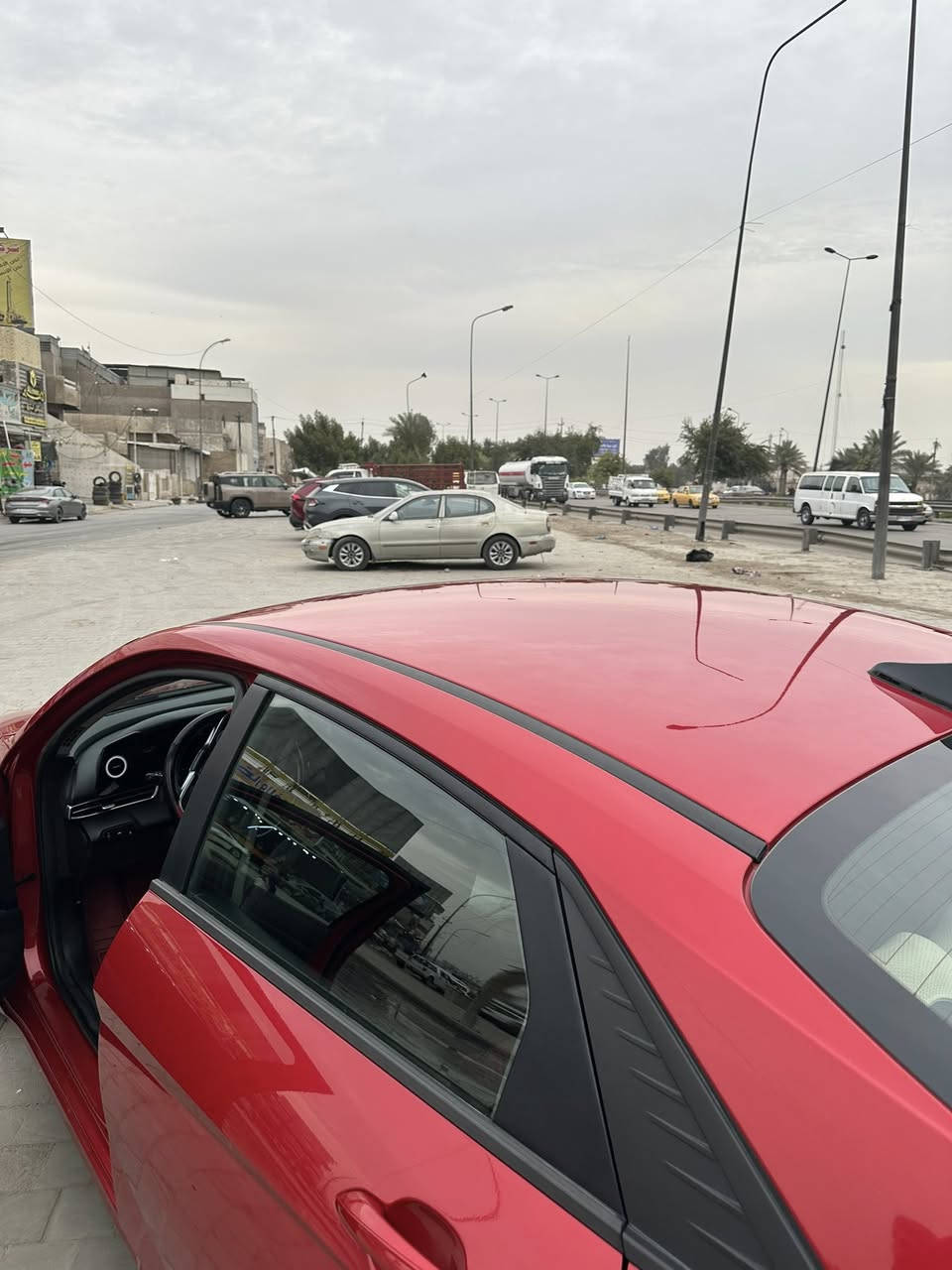 رقم بغداد بسمي
بدون ايرباك بدون صبغ فقط بارد ب جاملغ 
سياره ضايفلة منضومة غاز يعني انسه الصرف والدوانز مكينه كير كفاله
ماشيه 109 الف ميل 
سعره 155 بيه مجال مكاني بغداد *********** تفاصيل اكثر وسونار خاص
