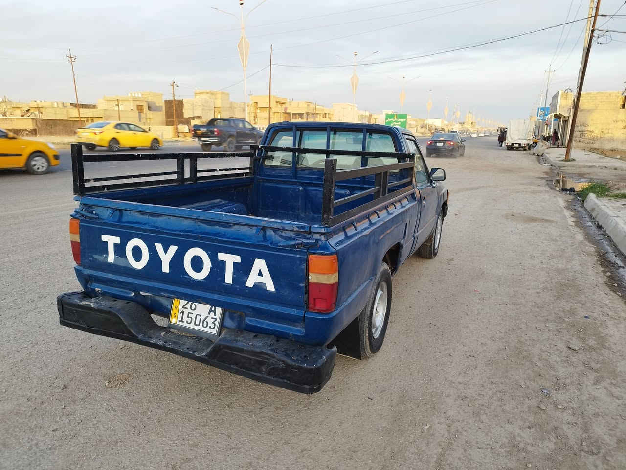 بيكم 85رقم صلاح الدين دولي مشروع وطني شرط تحويل مباشر سيارة صبغ عام بدون دعم تعمير فقط كير محرك اكسل بشرط تخم تايرات نضيف تخم صدر امامي خلفي نضيف بطاقه بانزين بيه سيارة جاهزة لشغل بيع مراوس حسب القناعه سعره 35_____***********
