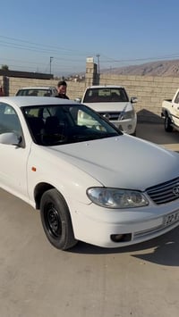 نيسان صني • ٢٠٠٤ • ٥٥ ورقة