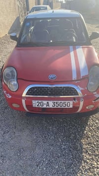 سياره ليڤان 1200سياره ب اسمي السعر35وبيها مجال للاستفسار07769183562