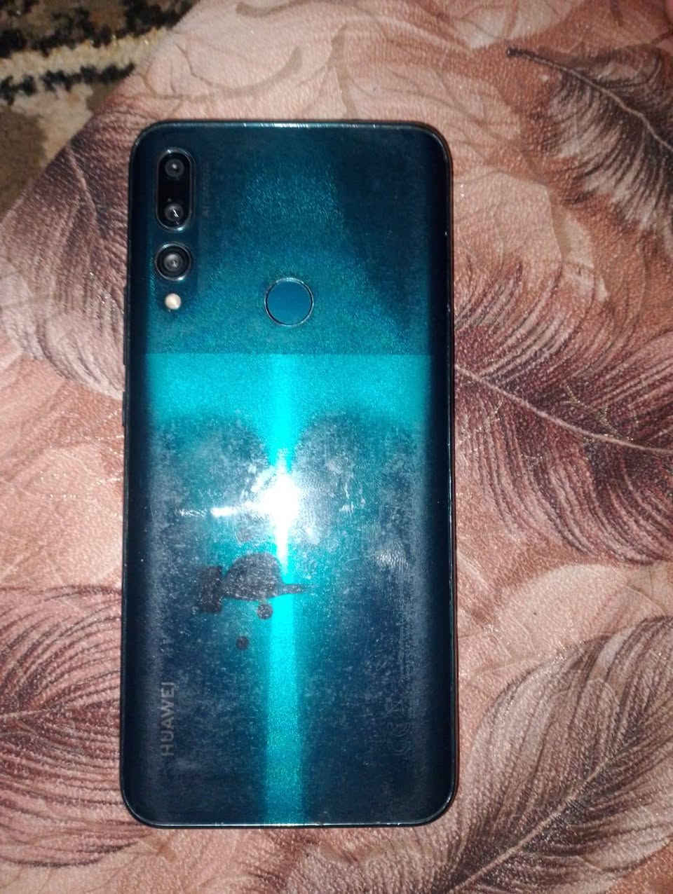 موبايل هواوي واي 9 برايم جديد مامفتوح مامبدل بي شي ذاكره 128
السعر 100 وبي مجال مكاني اليمن صلاح زراعي 
***********
