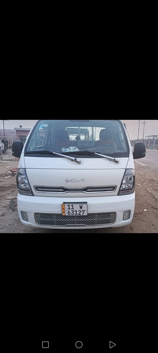 كيا ٢٢ مكفولة كير ومحرك وشاصي وكشر بيها شبر بارد بالربع رقم نكليزي والسيارة باسمي تحويل ثاني يوم السعر ١٤٧ والي ميفيد السعر ويخدمة لايتصل والسوك كلشي بي مكان السيارة بغداد ابو غريب ***********
