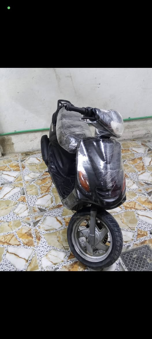 سلام عليكم دراجه ياماها الدراجه نضيفه الكهربأيات مو شغله الدراجه مفتوحه لتنضيف الدراجه شلعه ومحرك فول سعرهه 300 ومستعجل ع بيعتهه كلش المو شراي لا يدخل عنواني البصره خمسميل رقم ***********
