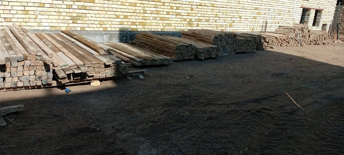 قالب خشب للبيع خشب روسي مكاني بابل الاتصال ***********
