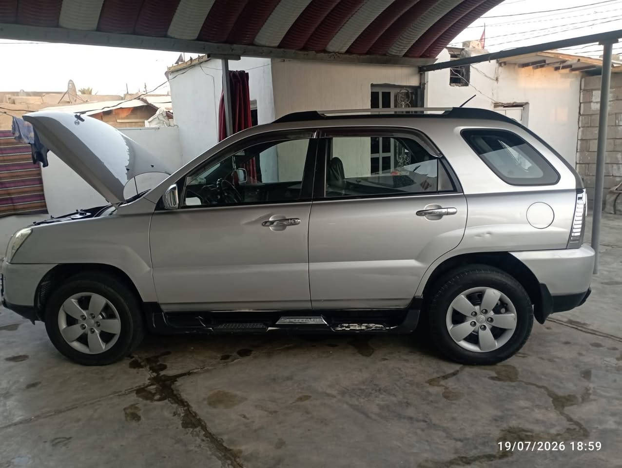 سلام عليكم سبورتج 2009 خليجي فول مواصفات مكينه V6  رقم بغداد السونار مرفق بالمنشور السعر 115 وبيه مجال رقم الهاتف ***********
