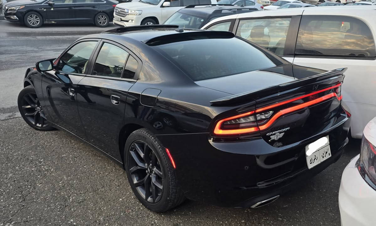 جارجر 2019 SXT PLUS
6 سلندر تو ويل 
ماشية 80mile حقيقي ✅️
بيها قطعة صبغ وقطعتين تبديل شركة 

فتحة سقف ( سلايت )
داخل ابيض
كشنات جلد 
شاشة أبل كار بلي واندرويد اوتو 
تشغيل عن بعد
ويل قياس 20 

جداً نظيفة السيارة استخدام شخصي 
بدون نقص نهائياً

السعر : 205 وبيها مجال 
مكان السيارة دهوك 
***********
***********
اتصال أو واتساب
