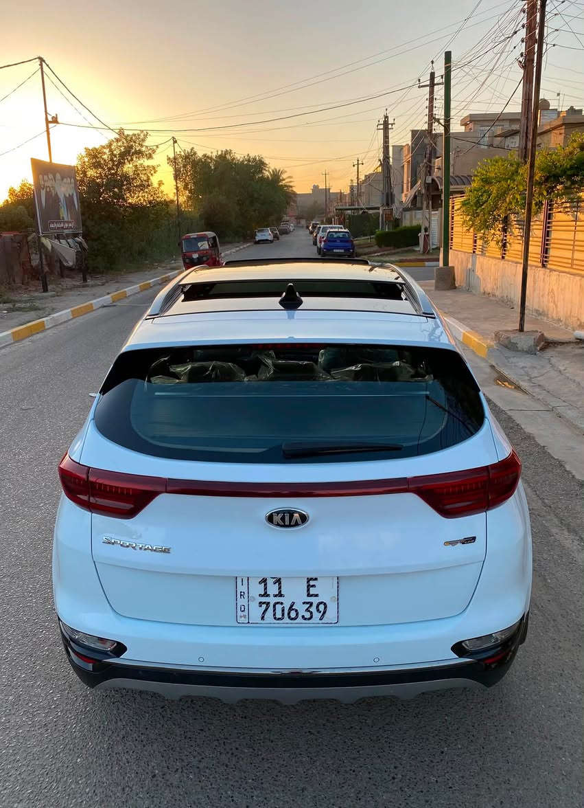 السلام عليكم سبورتج ٢٠٢١ GT LINE كفاله عامه من بارد وصبغ وتبديل والضربه ماشيه ٣٧ الف فقط السياره احلى من الصور مواصفات الـ GT LINE معروفه مكان بغداد الشعب السعر ٢٢٠
***********
