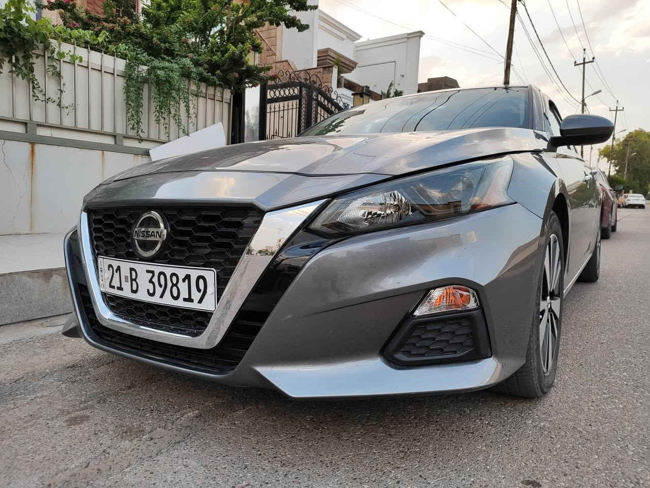 نیسان اڵتیما 2022 nissan altima S
ڕەنگی نەوتی ، ڕادار پێشەوە ، کامێرەی خەتی سپی سەرشەقام ، بەسمە ، شەغاڵ ، گێڕ سپۆڕت ، دەسکی نیکڵ ، کوشنی جلد ، گاعی جلد ، ویل کڕۆم بیلاد sv ، بلاجکتۆر ، ڕەقەم  و ژینگە و سەنەوی تازە هەتا 2029  ، بۆنیدی گۆڕاوە تیجاری ، ئێرباگ ستێرن تەقیوە بیلادی بۆ دانراوەتەوە ، ڕەقەم سلێمانی بەشەرتی تحویل و وەکالە و غرامە و گێڕ و مەکینە و تبرید ، دینارێک مەسرەفی تیا نییە .
نرخ 150$
***********
***********
