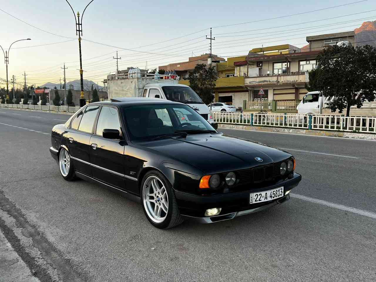 ئەم بیێمیە بۆ فرۆشتن شتی جوان و پاک  مَاشَاءَ اللّٰه 🧿 خودا بیکاتە قسمەتی ئەوەی حەزی لێیەتی  إِنْ شَاءَ اللّٰه
مۆدێل1992 کامل کراوەتەM
نمونە لە جوانی و پاکی
525کەپسی دیجیتال
گێڕ ئۆتۆماتیک
سیارەکە فول فولە
مواسەفات سلایتە 4جام کارەبای  ئاوێنەکارەبای  abs تەبرید ساردو گەرم بەشەرت  دوگمەی Sو بەفر یش دەکات
سوکان ئیرباگ  دەبل جەکمەجە ٦کەلەیە 
کوشن قوماشی بیلادی
پەردەیە
سیارەکە کامل کراوەتە m
توندو تۆلە  ٤تایەو ویلی ئێمی تازەم بۆکریوە نوێ
لایت بیلادی ناو رەش
 کامل زینۆنە یەک گلۆپ نقوستانی نیە
کارەبایاتی هەمو گیانی یش دەکات
دەحامی بۆ دەحامی بەشەرت 
دەعمو لێدرانی نیە
جەمپی بچوکیشی نیە
رەقەمو سەنەوی و هەزەو هەموشتیکی تازەیە تاوەکو 2031
تەحویل وەکالە خرامە موس براوە گێر مەکینە هەموی بەشەرت
دەحامی بۆ دەحامی بەشەرت
سعر٧٥گەلاو محامەلە
شوێن هەولێر
(ژ.م***********)
