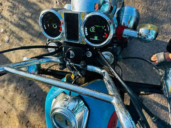 سلام عليكم ستوته للبيع فقط موديل 23 طالعه ب 24  اوراق اصولي معرض السلامي طالعه مامفتوحه بس كلجات مكاني حله محاويل علي بن الحسين سعره 2300 وبيه مجال  ***********
