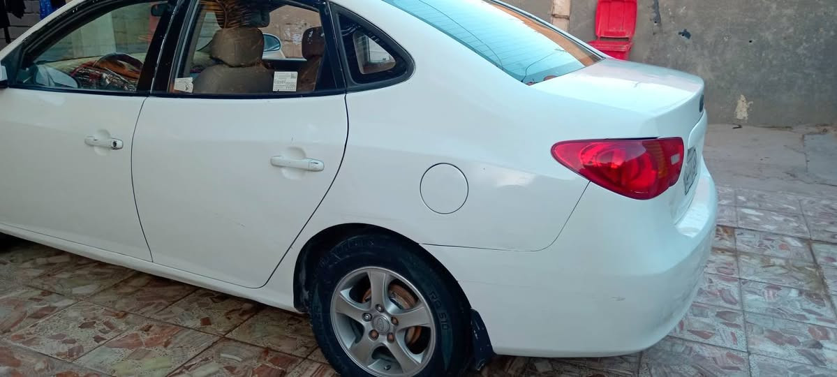 للبيع النترا موديل ٢٠١٠ ادوات كصة جنطة السيارة مكينه كير كفاله تبريد ثلج حدادية تمام متومة أربيل السيارة جاهزة السعر ٤٠ وبيها مجال مكان السيارة البصرة خور الزبير رقم الهاتف ***********
