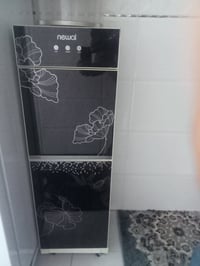 ثلاجه جديدة • حار وبارد • ١٢٥لتر