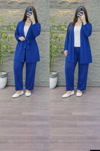 سوت نسائي • ٣ قطع • وصل جديد