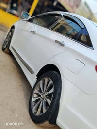 سوناتا موديل ٢٠١٢ محرك٢٤٠٠ 07804185925