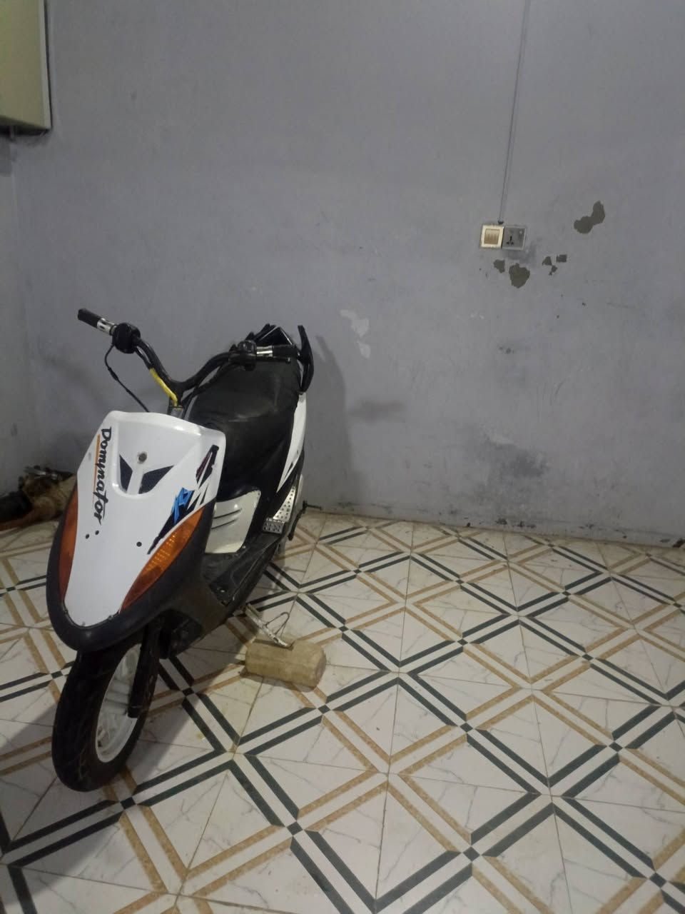 ماكس عدله بوشه٤٩ شلعه ومعدل تفاصيل خاص  350 ول شراي يدلل متواجد ماسنجر


**إذا كنت صاحب هذا الإعلان وتريد حذفه لأي سبب، رجاءا أرسل رسالة إلى الدعم الفني**