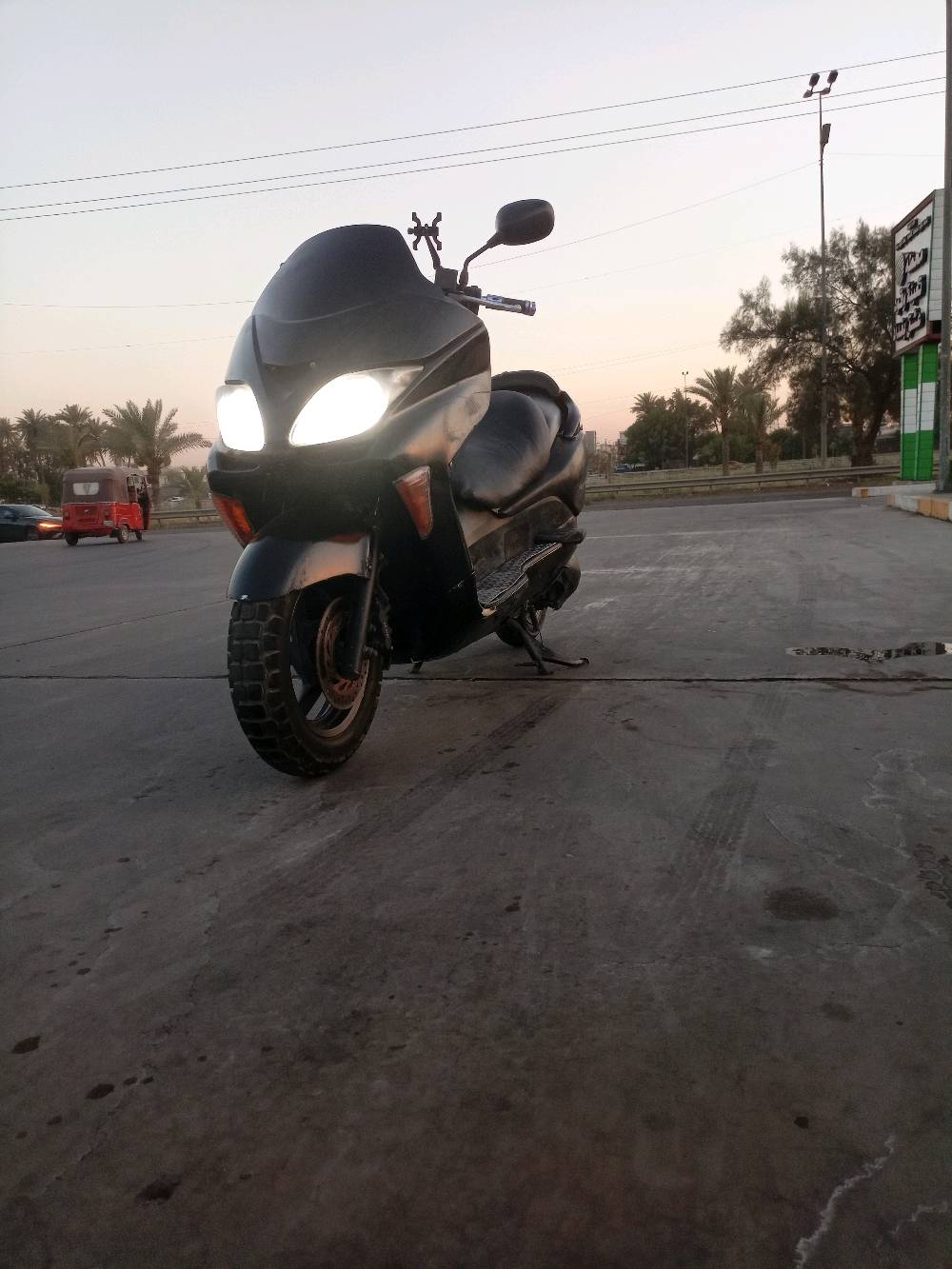 بصمه 8/0دراجه جاهزه بدون نقص مستعجل عالبيع السعر 500الف قفل
