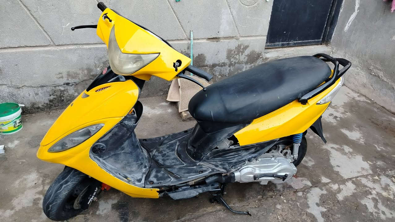 دراجة كامكو G4 للبيع
محرك نضيف هستوني مبدل كلج خلفي مع خرز يعني شلعة قوية تشتغل اول هندر 
الاشاير والايتات والسلف ما يشتغلن 
السعر 350 الف 
التواصل ع الصفحة


**إذا كنت صاحب هذا الإعلان وتريد حذفه لأي سبب، رجاءا أرسل رسالة إلى الدعم الفني**